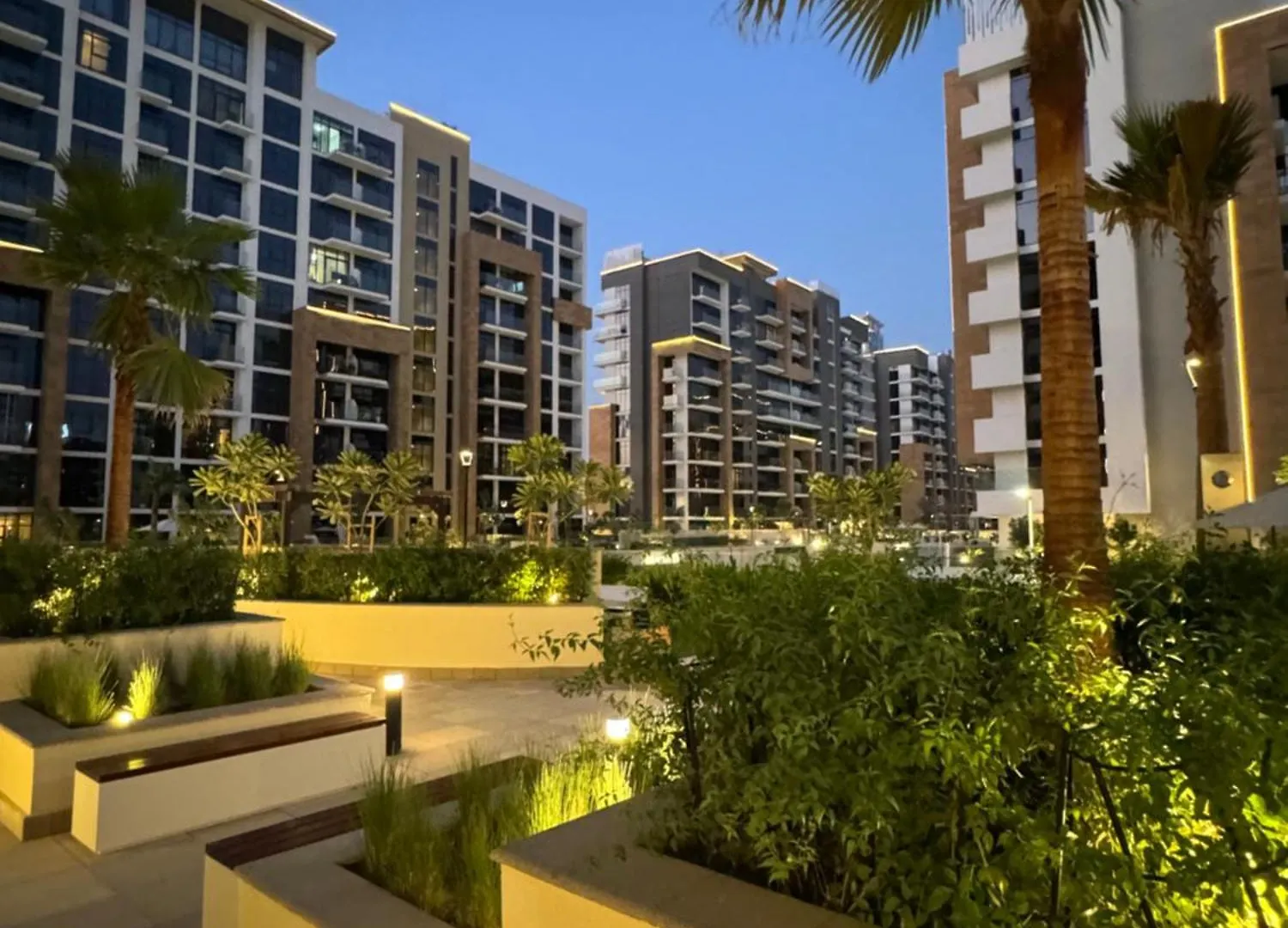 Skyview Studio Apartment Dubai
